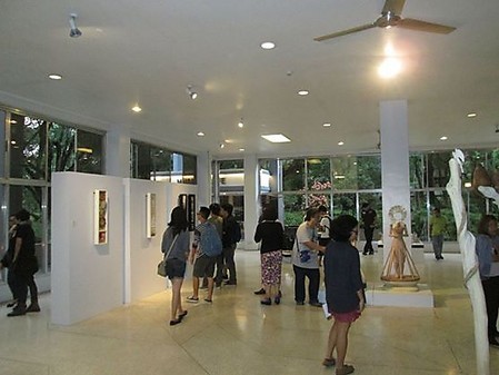 museum tour in manila