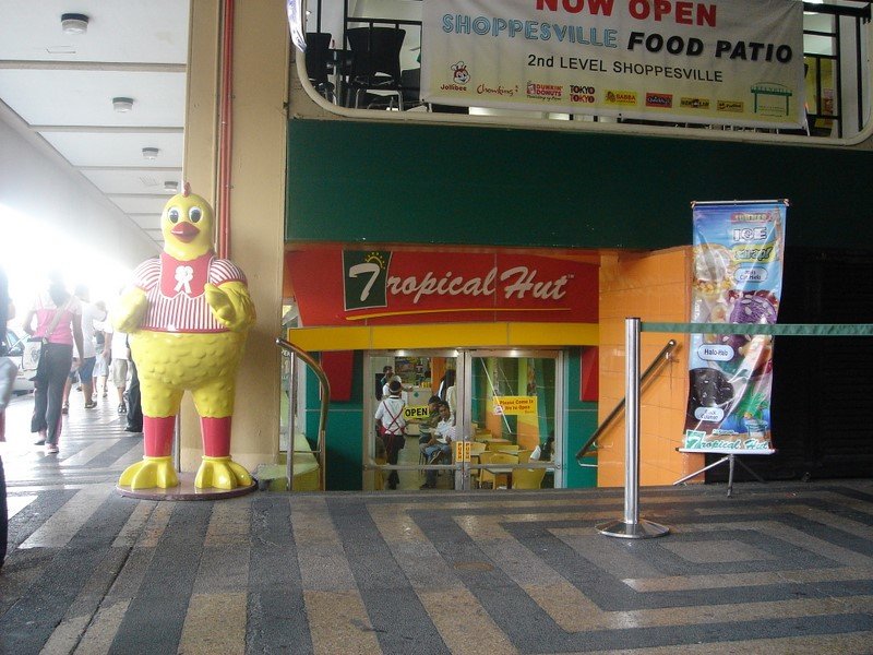 Tropical Hut Hamburger Greenhills, San Juan, Metro