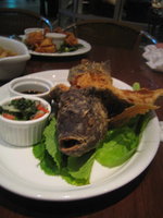 Cafe Adriatico: Binukadkad na Crispy Pla Pla