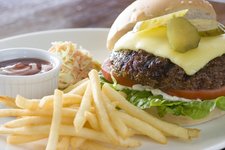 Cafe Adriatico: Hamburger