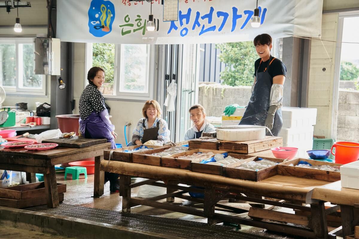 'Our Blues' Cast & Creators Talk About Netflix's Omnibus KDrama Set on Jeju Island ClickTheCity