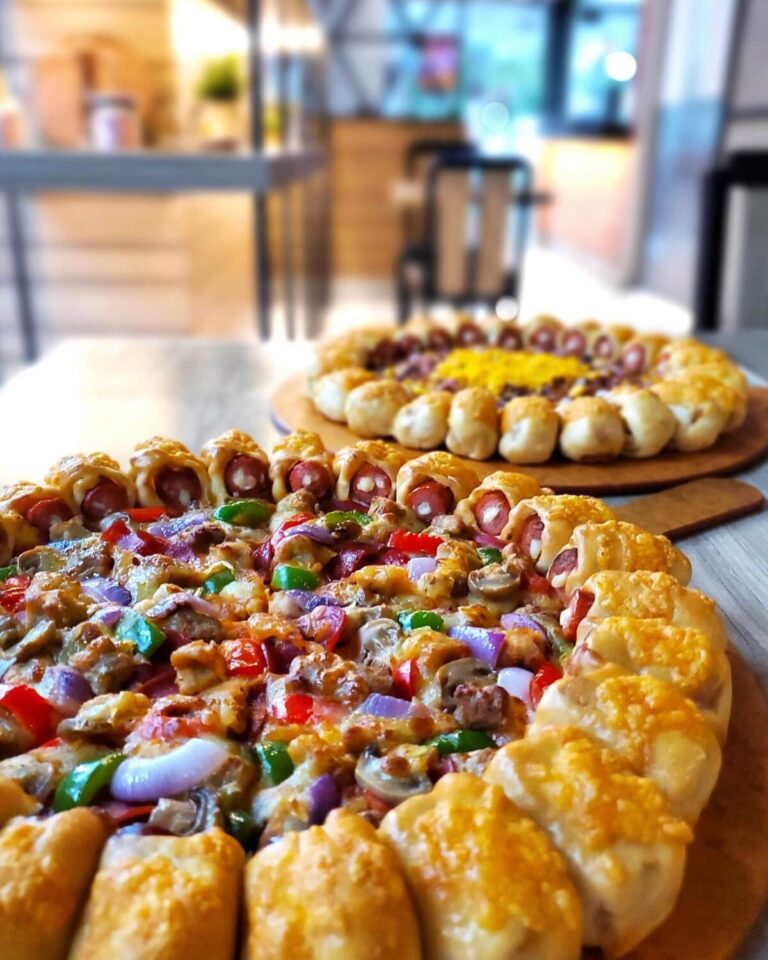 Pizza Hut’s Cheesedog Pops Pizza Packs its PullOut Pops with Meaty