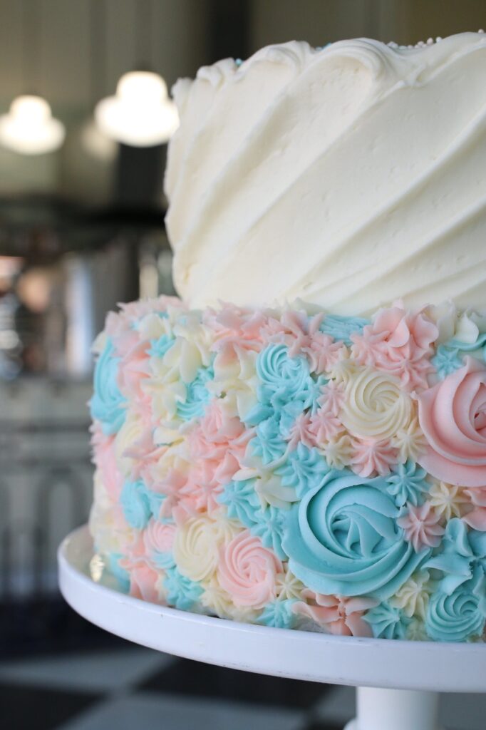 M Bakery Tiered Cake 5