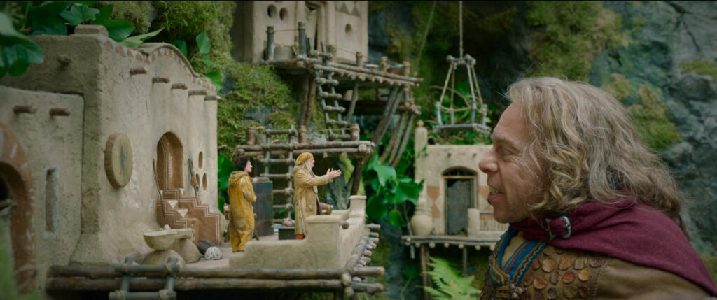 Willow 01 L R Ganush Amalia Vitale Rool Kevin Pollak and Willow Ufgood Warwick Davis in Lucasfilm s WILLOW exclusively on Disney. %C2%A92022 Lucasfilm Ltd. TM. All Rights Reserved.