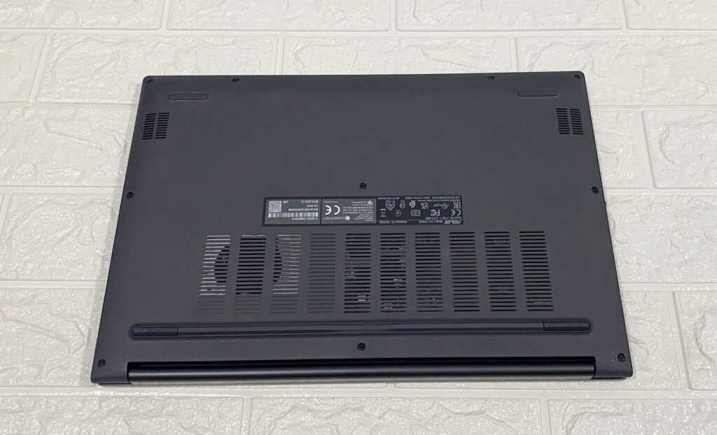 REVIEW The ASUS Vivobook 16 Boasts a Bigger Display for Better