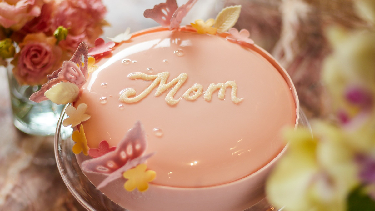 Grand Hyatt Manila Invites Guests to a Mother's Day Celebration - Vimarsana News