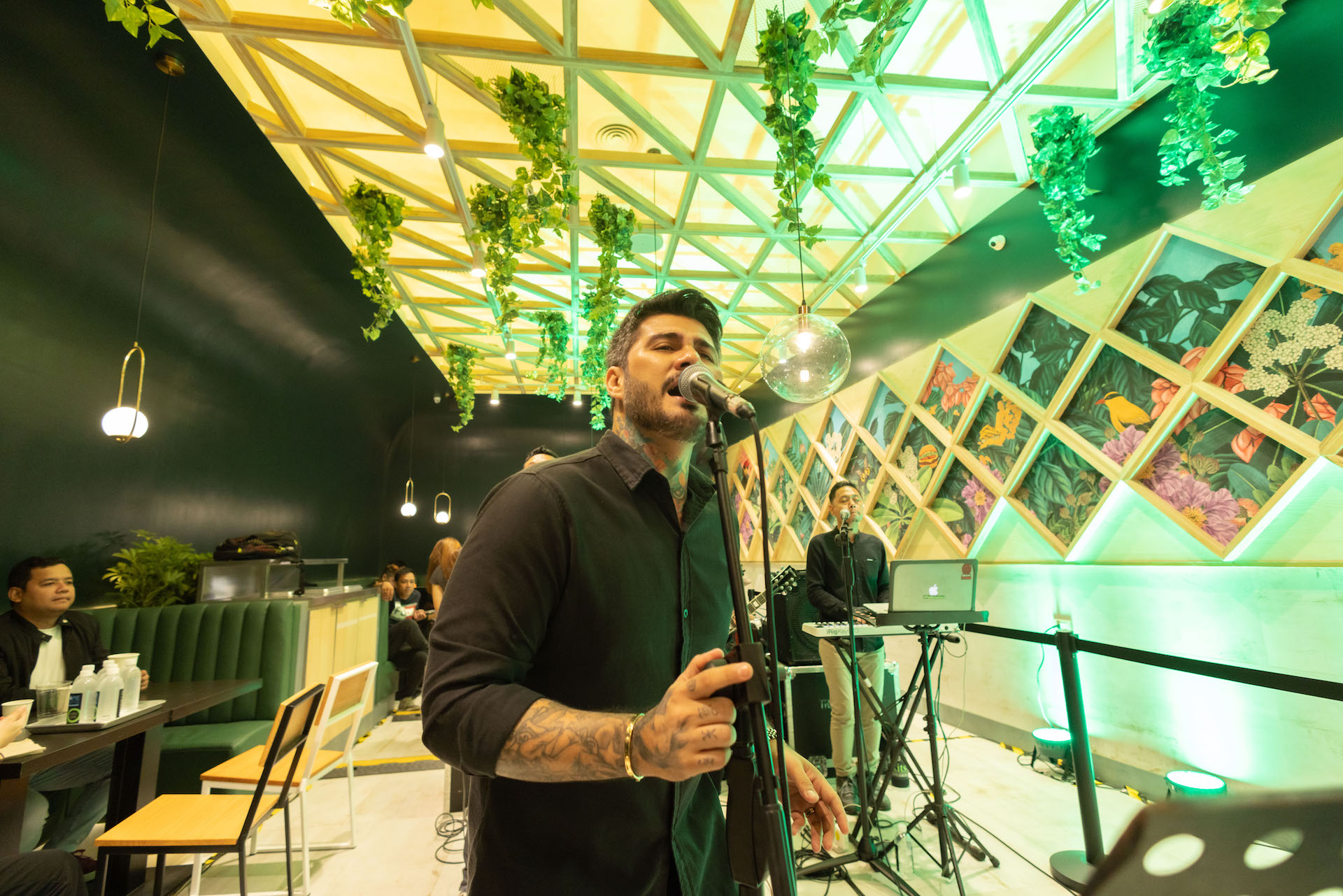 It’s Love at First Shack - ClickTheCity