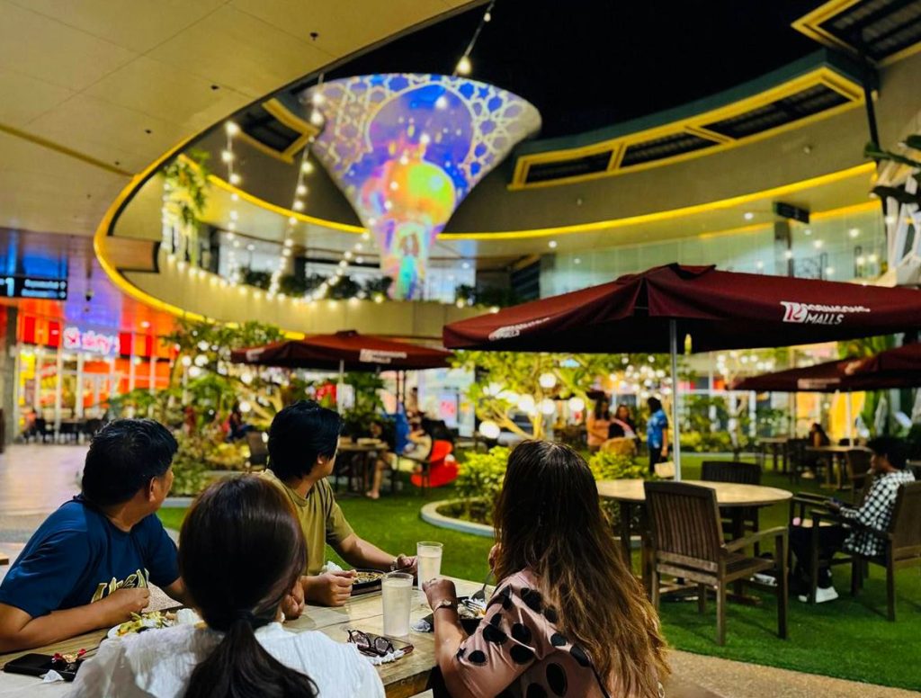 Robinsons Naga’s iconic Tree of Life reopens to the public 3 TOL with Dining