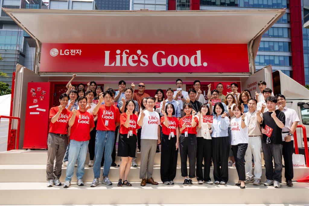 LG AMPLIFIES POSITIVE INFLUENCE OF THE LIFES GOOD CAMPAIGN VIA SOCIAL MEDIA CHALLENGE 03