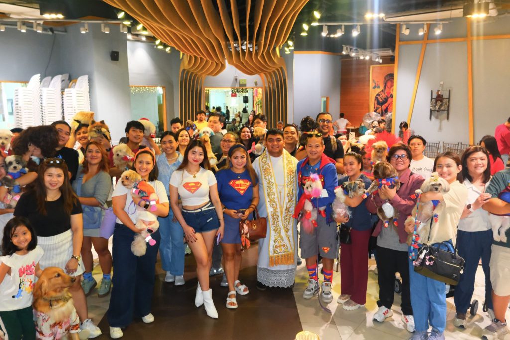 Fisher Mall Brings Pets and Owners Together for a VIP Movie Experience 2 unnamed 1