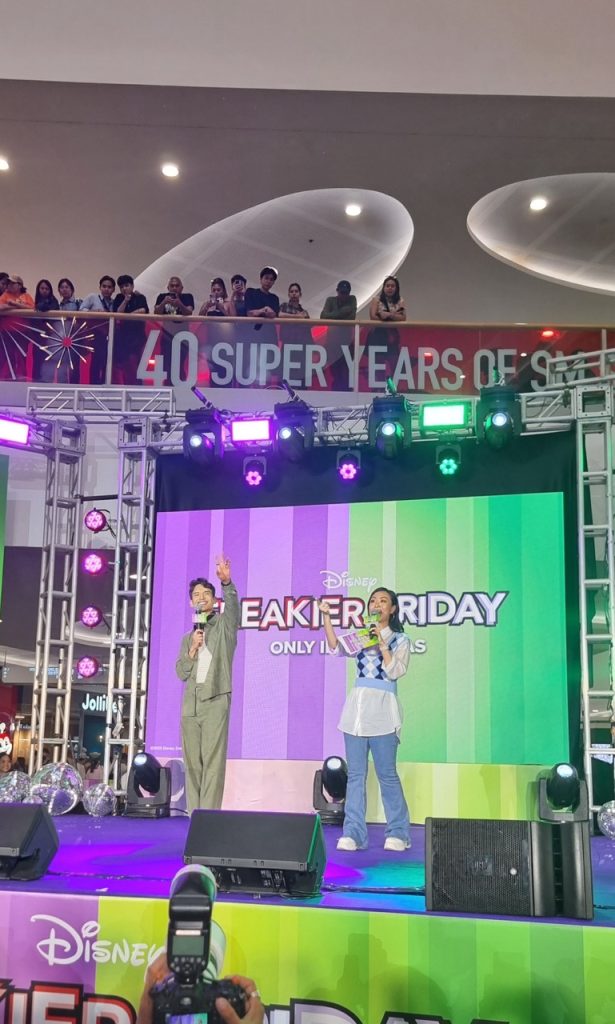 Manny Jacinto Brings the Fun to ‘Freakier Friday’ Philippine Premiere 8 Manny Jacinto at the PH Premiere of Freakier Friday