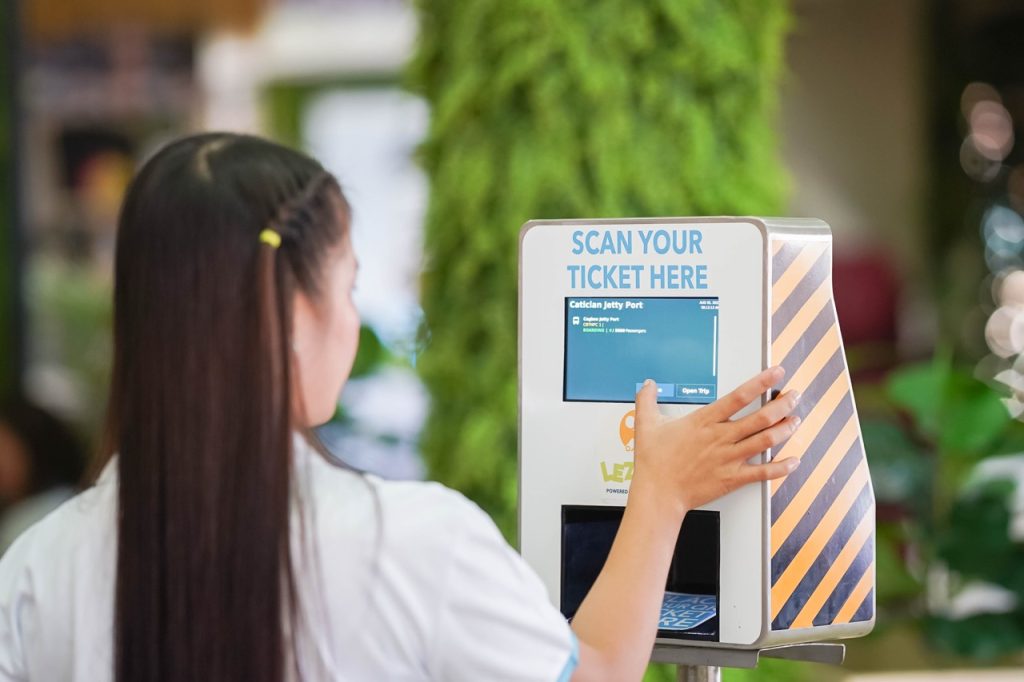 LezzGo Boracay EHB08610