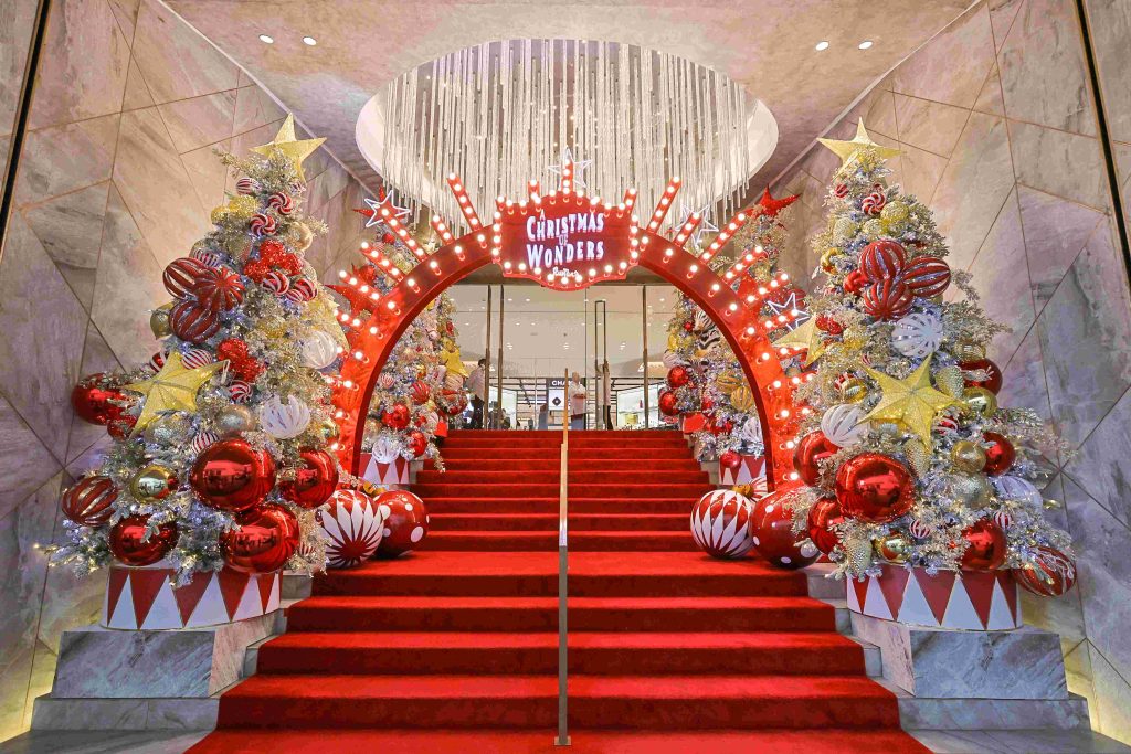 Celebrate A Christmas of Wonders with Rustan’s 2 49