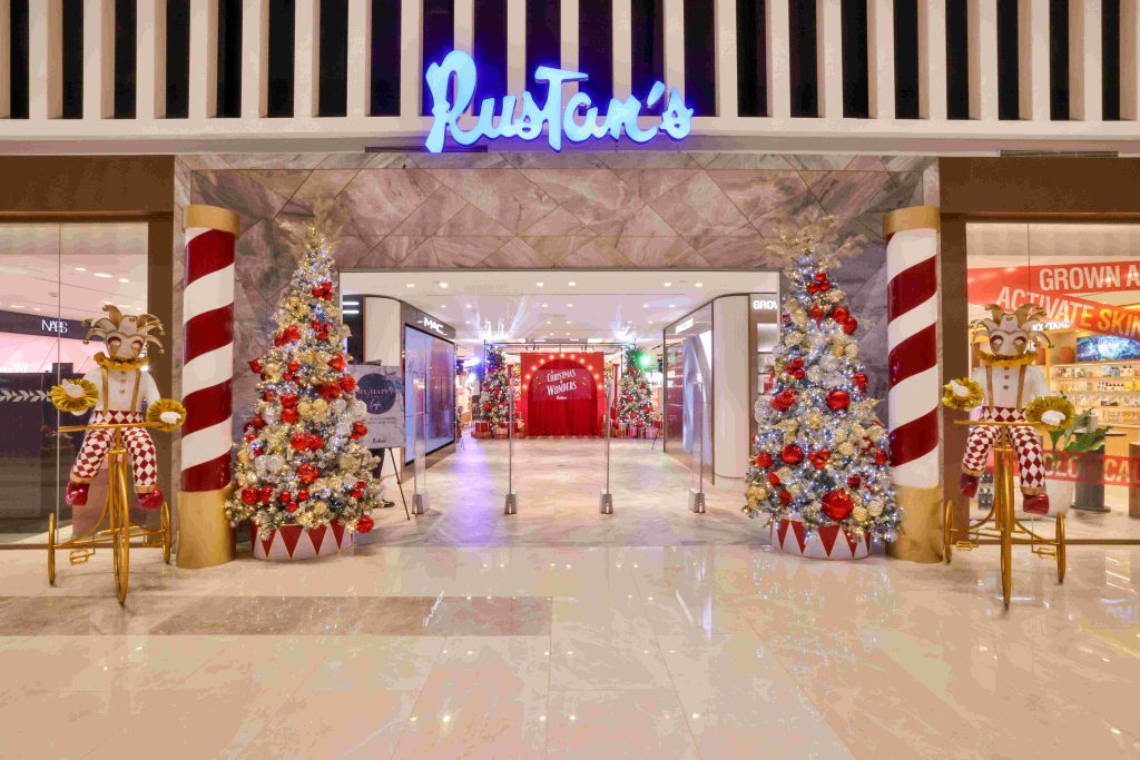Celebrate A Christmas of Wonders with Rustan’s 6 52