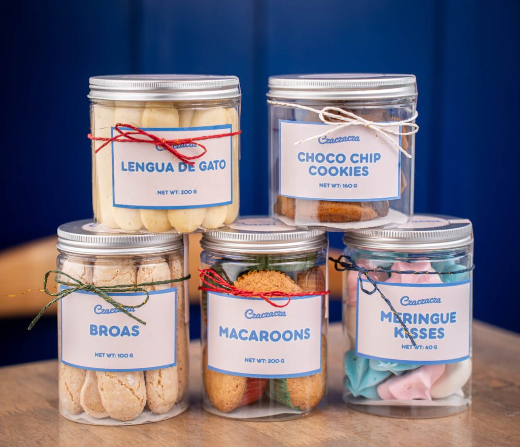 Czaczacza Celebrates 5 Years with a New Lineup of Cakes, Crunchy Bites & Czinnamon Rolls 6 Czaczacza Lengua Macaroons Kisses