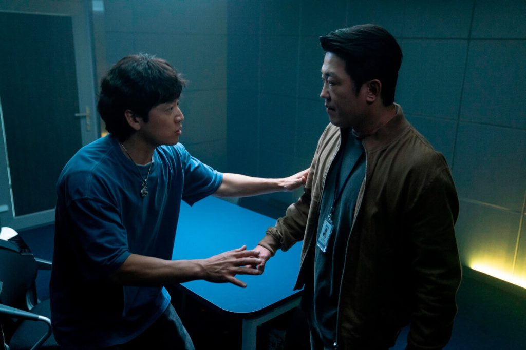 Squid Game Star Heo Sung-tae Leads in Korean Action-Comedy "The Informant," Exclusively at Ayala Malls Cinemas February 4 4 Jo Bok Rae and Heo Sung Tae The Informant