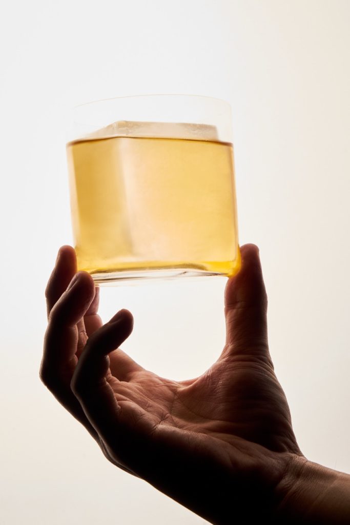 Bar Us Brings the Best of Bangkok to Skybar for The Philippine Cocktail Week 2 Solaire North Thai Tea Punch