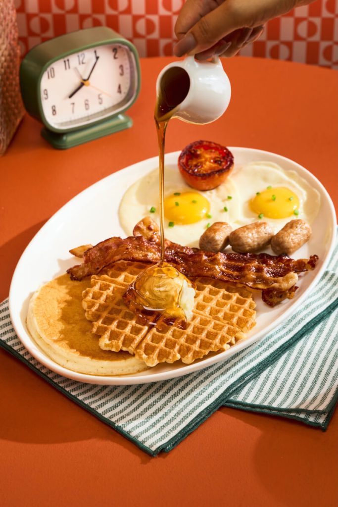 Pancake House’s "Full House Breakfast"—A Meal You Don’t Overthink 3 4