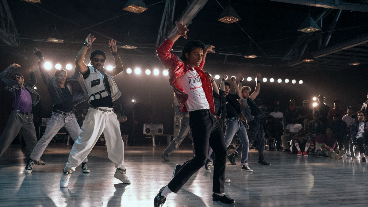 Featured image for Niana Guerrero celebrates one of her biggest dancing inspirations with “Michael”