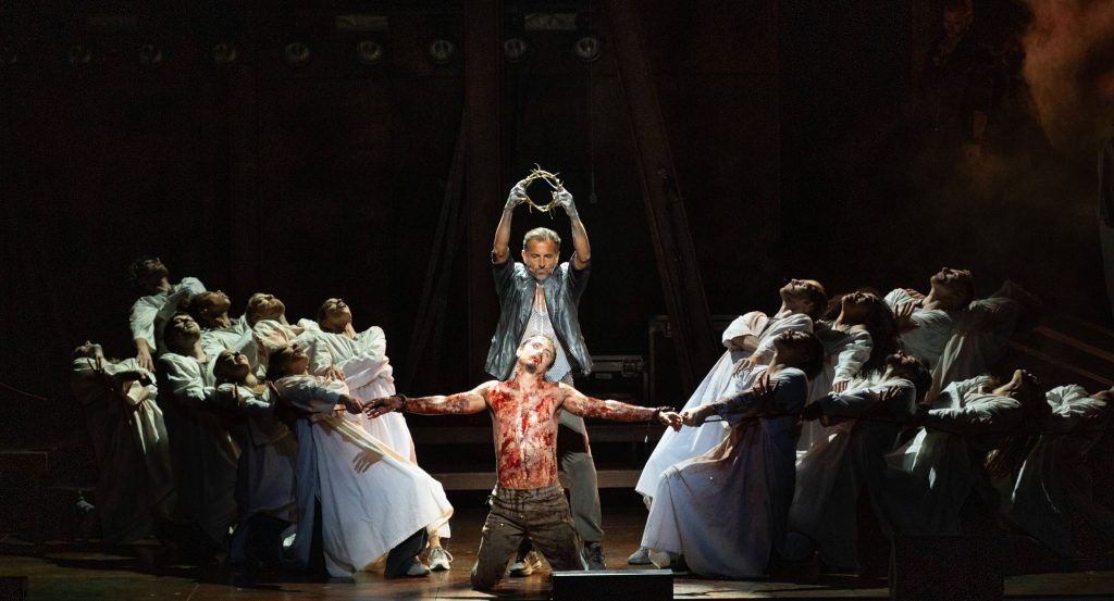THEATER REVIEW: ‘Jesus Christ Superstar’: A Very Modern Superstar 2 Luke Street Ricardo Afonos and the Jesus Christ Superstar Company photo by Zeus Martinez Photography