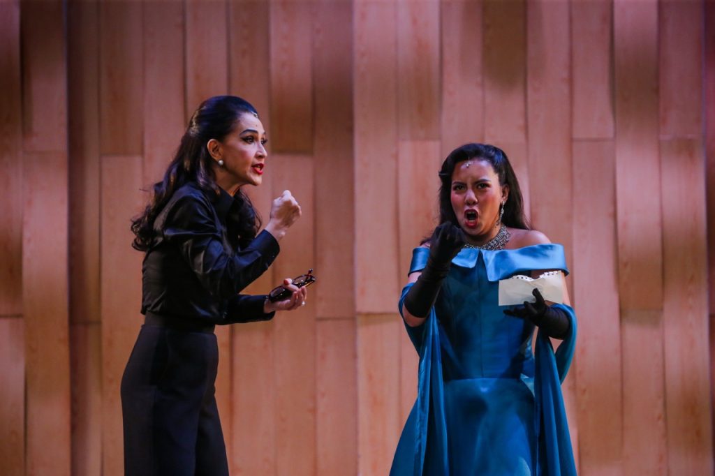 THEATER REVIEW: Menchu Lauchengco-Yulo Delivers a Powerhouse Performance as Maria Callas in Philippine Opera Company Production of ‘Master Class’ 10 Master Class