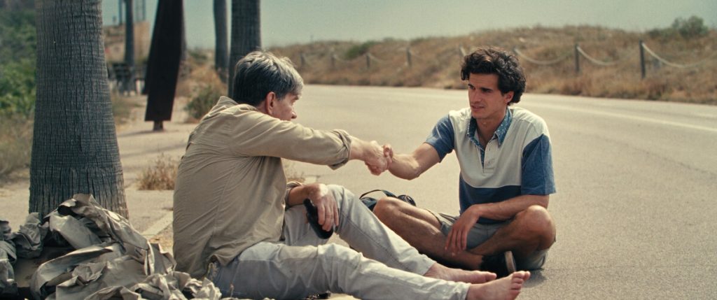 Inspiring Spanish Documentary "Just Javier" Opens in PH Cinemas This August 4 Still from JUST JAVIER 3 Encounter with a homeless person by the beach
