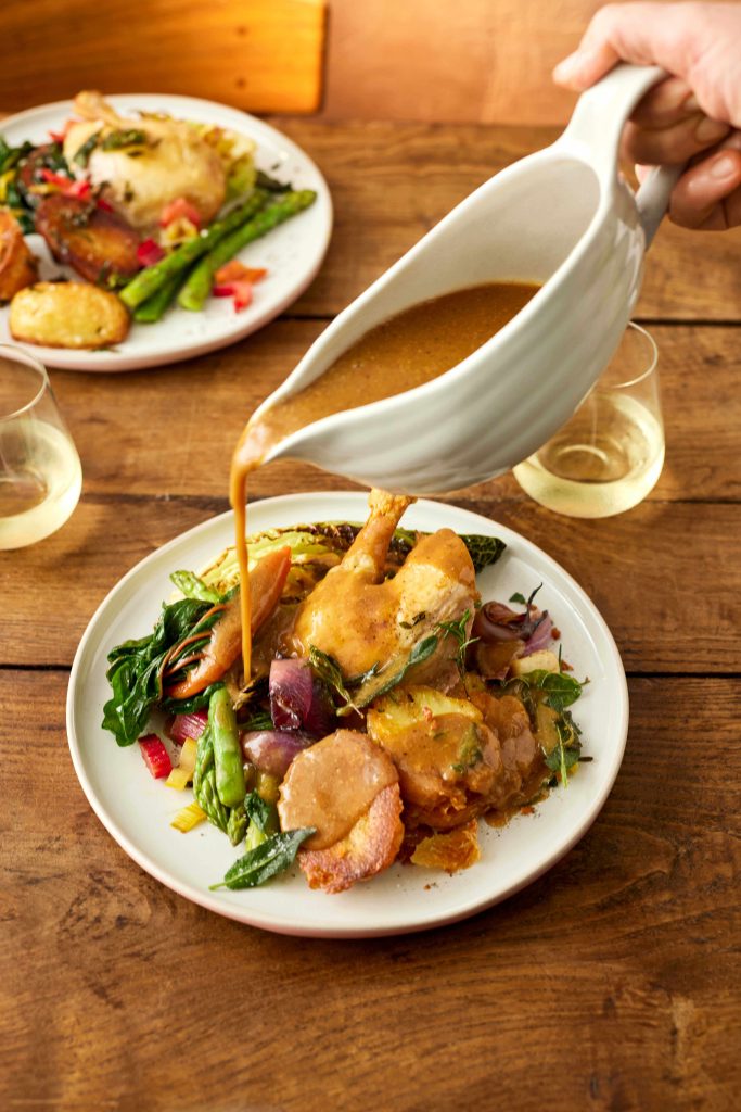 Jamie Oliver Launches in the Philippines, Bringing Big Love to the Table 6 BIG LOVE GREAT GRAVY BOAT 400ML 2