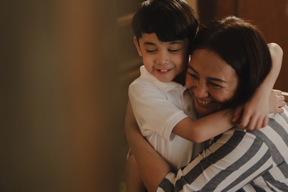 CINEMALAYA 22 FESTIVAL REVIEW: Unlocking the Metaphor Behind ‘Mag-iina’ 2 Mag-iina