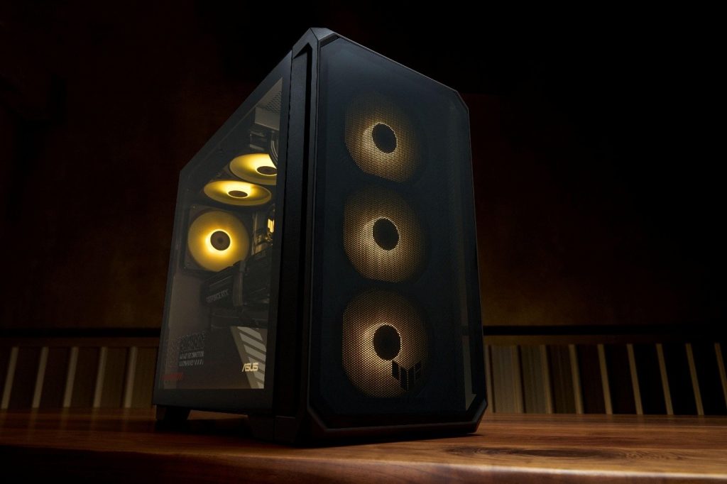 ASUS TUF Gaming T700 TM700TZ dominate the battlefield with unyielding power