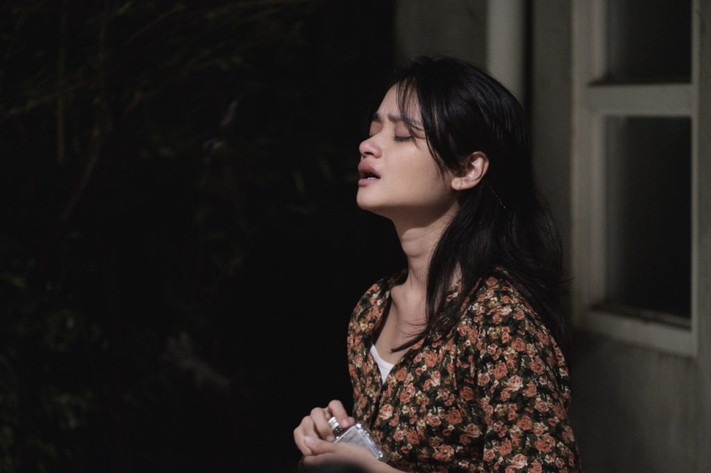 THEATER REVIEW: Porvenir Collective’s ‘El Fuego del Alma’ Delivers Strong Performances and Dynamic Direction 2 Nour Hooshmand as Alma El Fuego del Alma