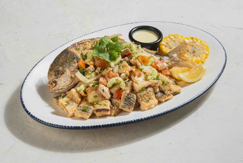 A Bountiful Seafood Feast Meant for Sharing: Roll Up Your Sleeves at Fish & Co. 10 Fish & Co.