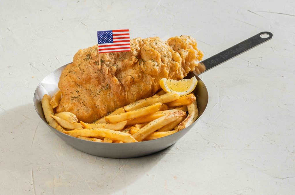 A Bountiful Seafood Feast Meant for Sharing: Roll Up Your Sleeves at Fish & Co. 4 NY Fish Chips Fish Co