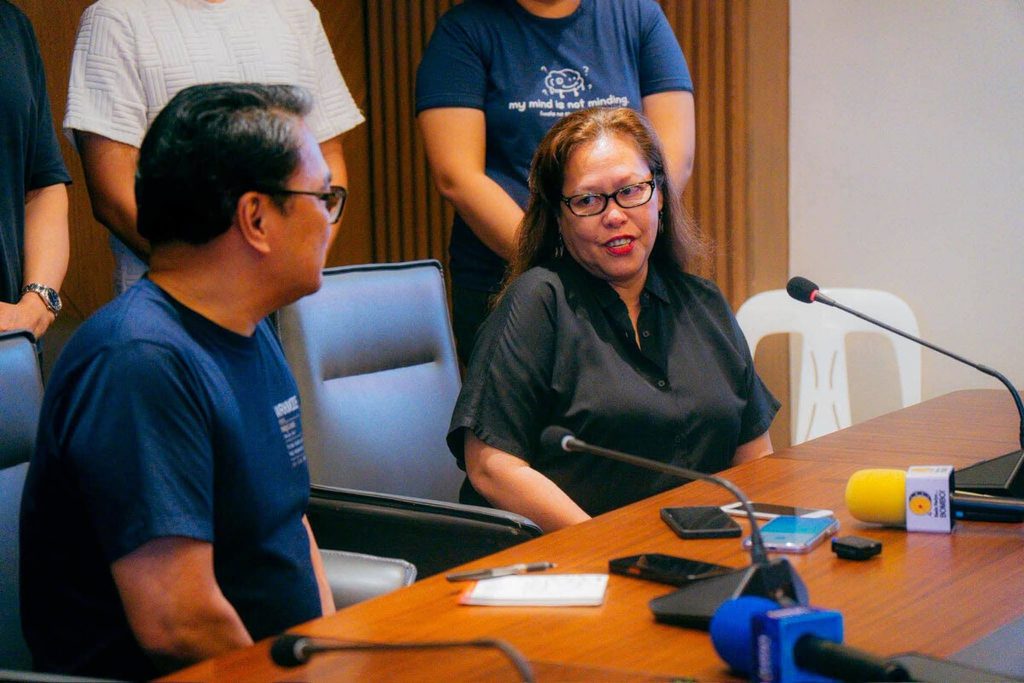 Bacolod’s Local Stories Take Center Stage at 3rd Bacolod Film Festival 1 Festival Director Tanya Lopez talks to Mayor Greg Gasataya