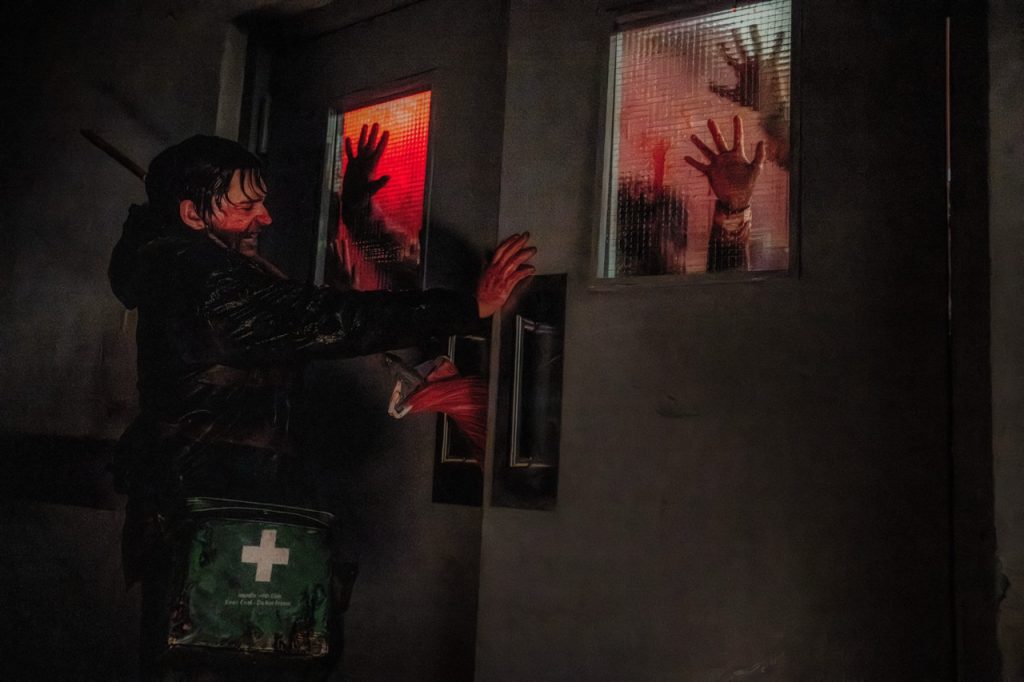 MOVIE REVIEW: Zach Cregger’s Take on ‘Resident Evil’ Is Scary AF and Funny as Hell 4 Resident Evil DF 07602 r
