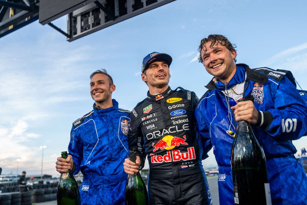 Max Verstappen passes 100 karts in just 14 laps in Red Bull's Max vs 100 1 Max vs 100 Winners 01