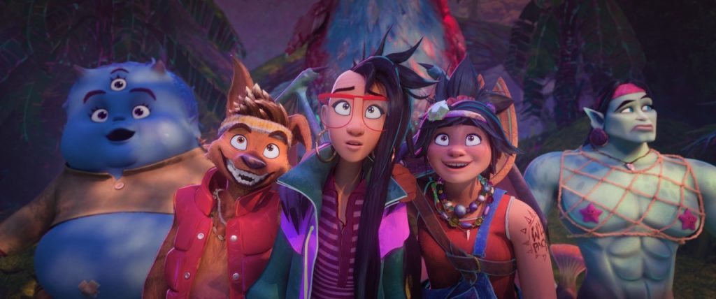 MOVIE REVIEW: A Friendship That Feels Filipino: A Review of Forgotten Island 9 Forgotten Island 10E66 FP 1124402U 00357767 Universal Pictures