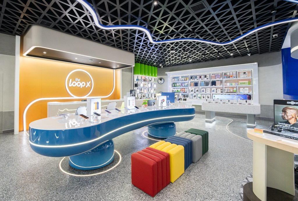“X” marks the spot: Experience next-level tech retail at the first The Loop X in SM North EDSA The Annex 3 The Loop X 1